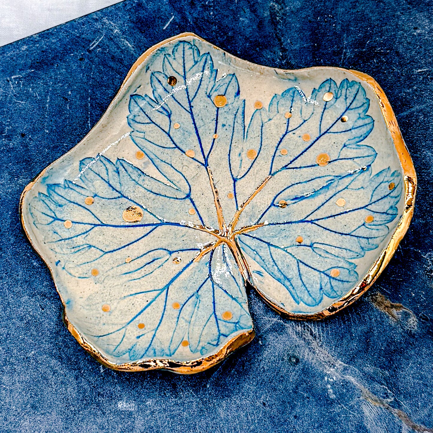 Golden Veins Jewellery Dish - Blue Leaf Edition
