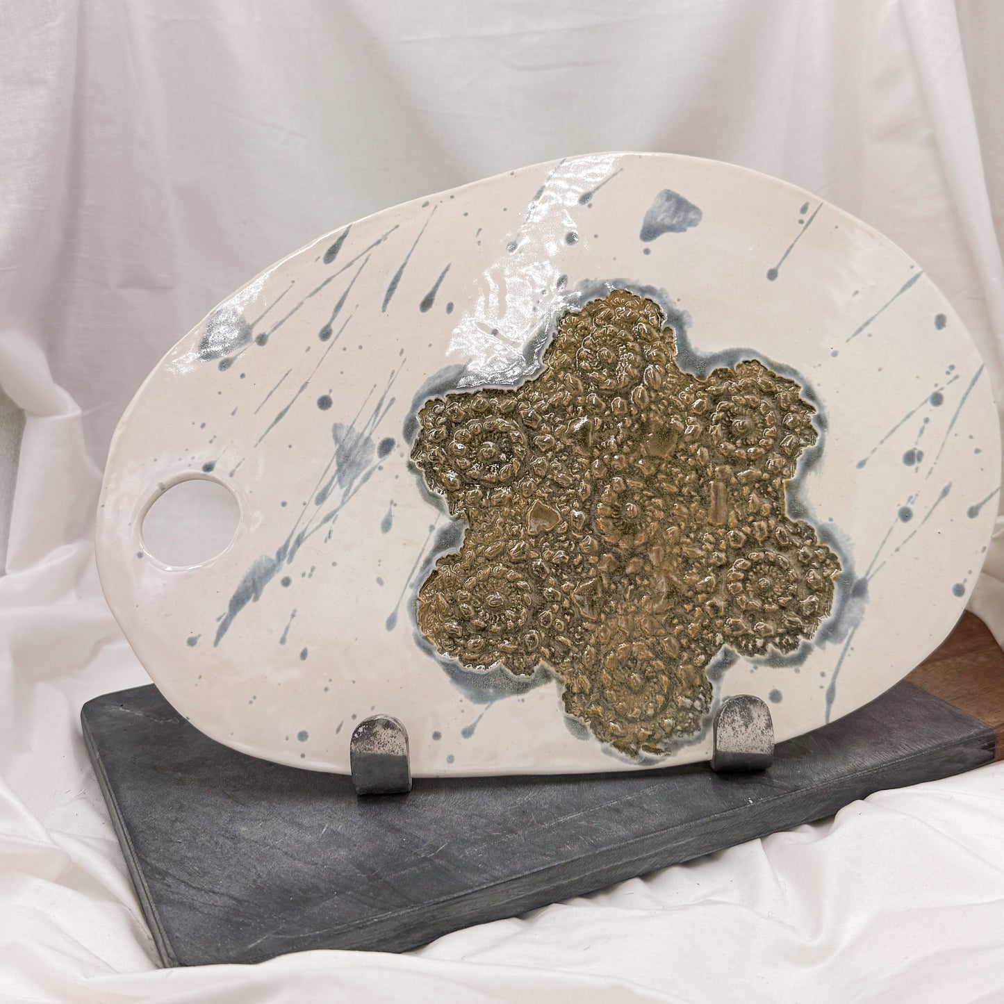 Serving Plate with Golden Detail