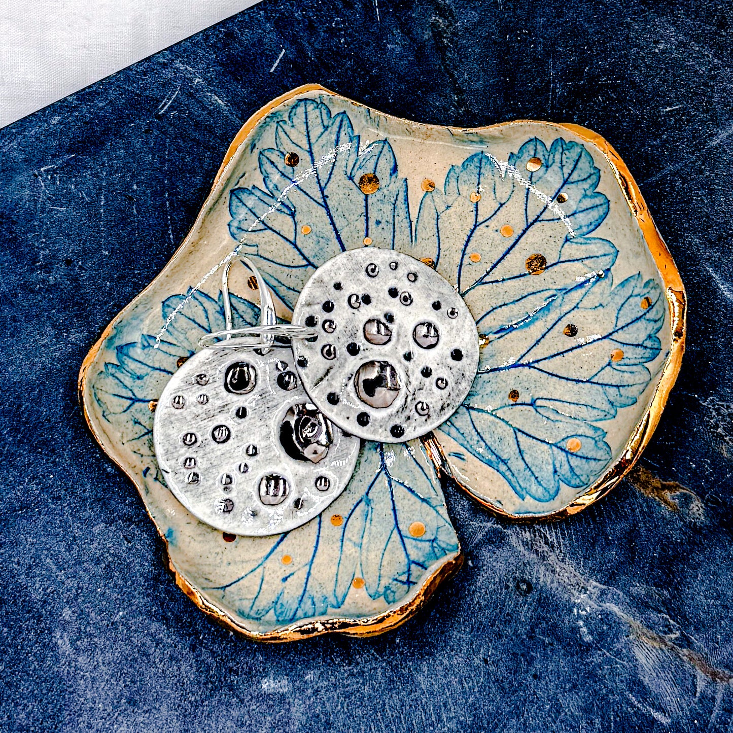 Golden Veins Jewellery Dish - Blue Leaf Edition