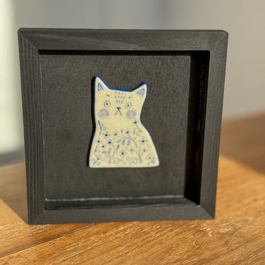Flora the Curious Cat Wall Decor